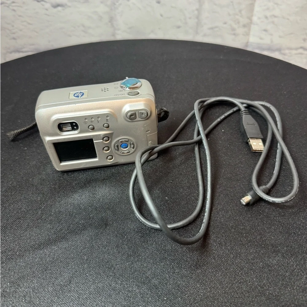 HP Silver Digital Camera with USB Cable